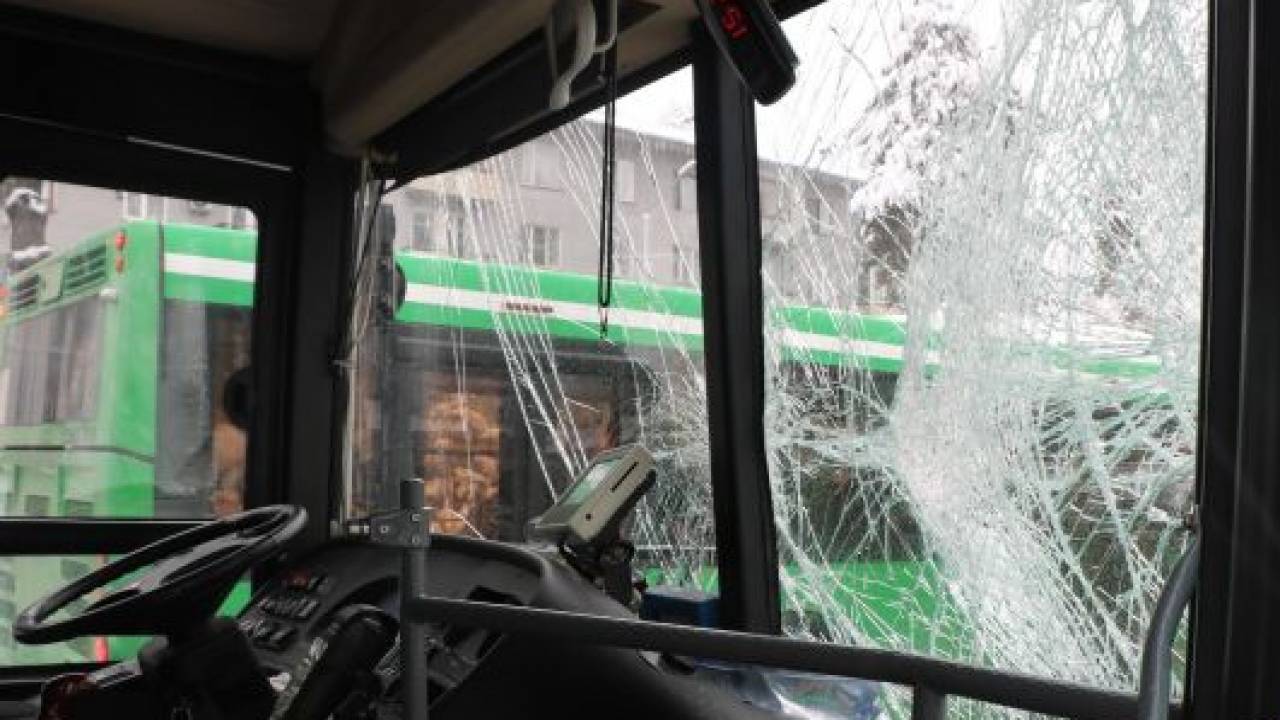 Автобус сбил насмерть женщину в Таразе 