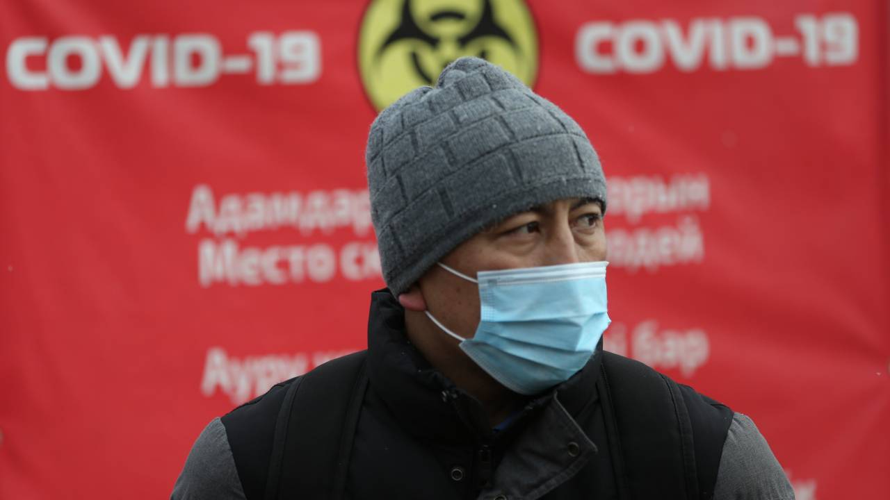 Более тысячи заболевших COVID-19 за сутки выявили в Казахстане