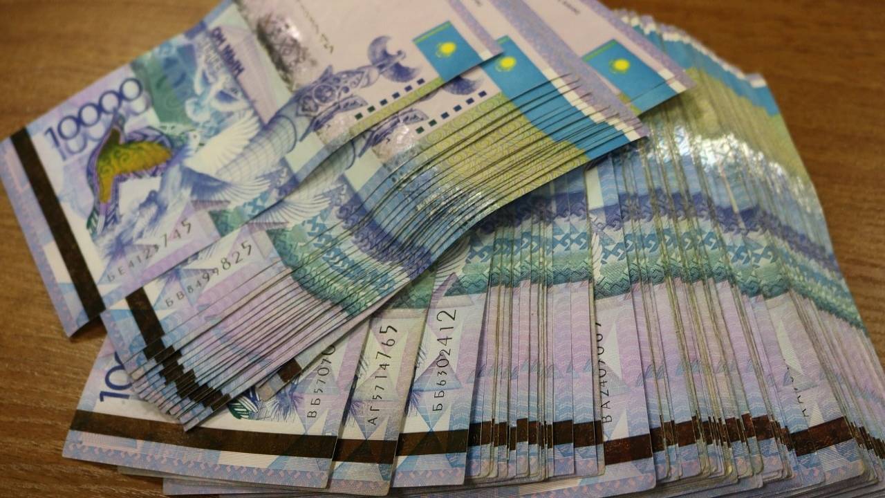 Бухгалтер колледжа в Павлодарской области украла 26 млн тенге