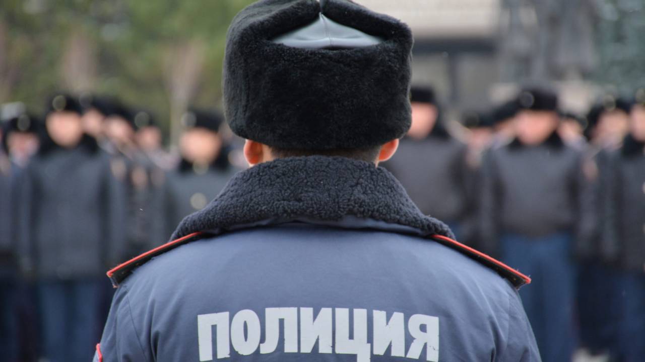 Уволенные полицейские в Усть-Каменогорске требуют справедливости