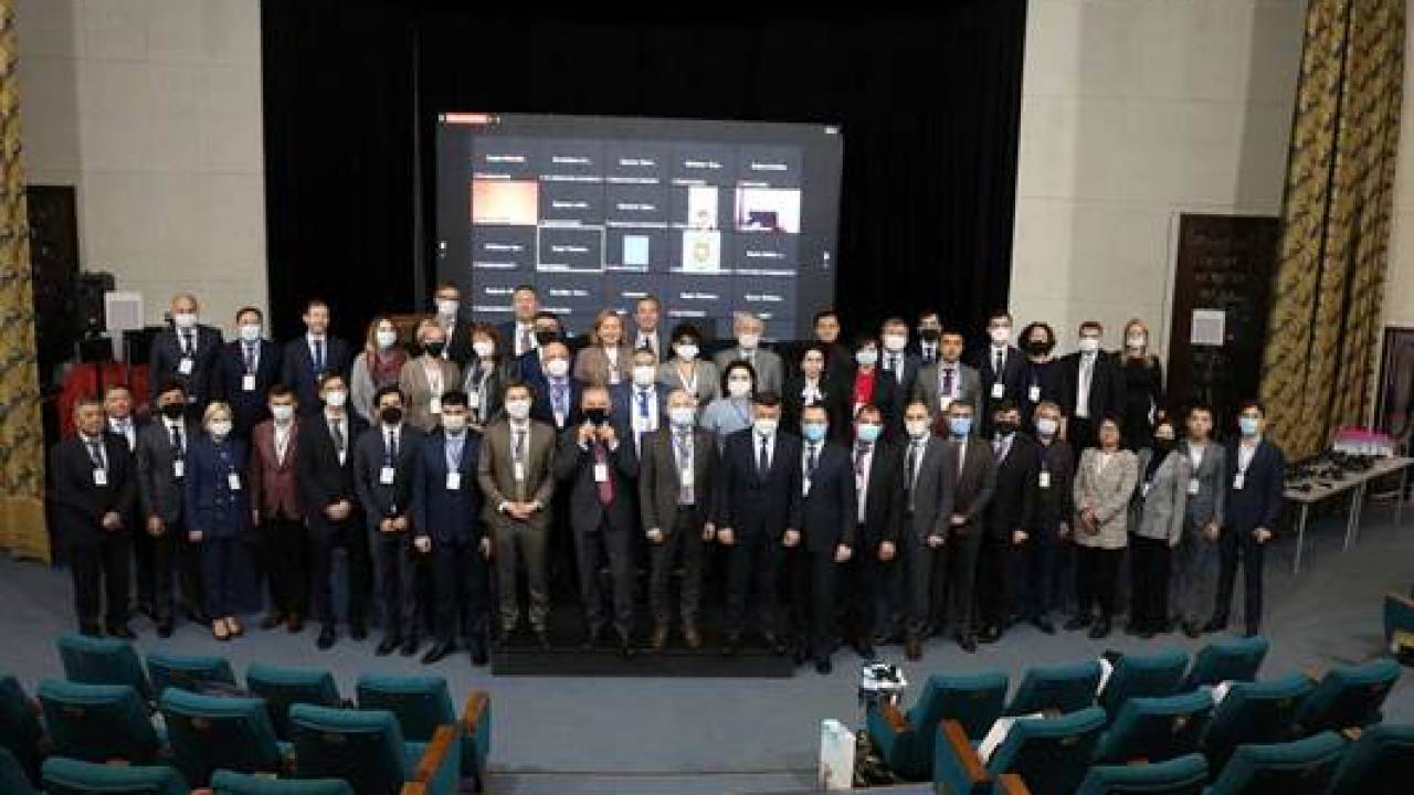 В Каспийском университете прошла XII международная конференция