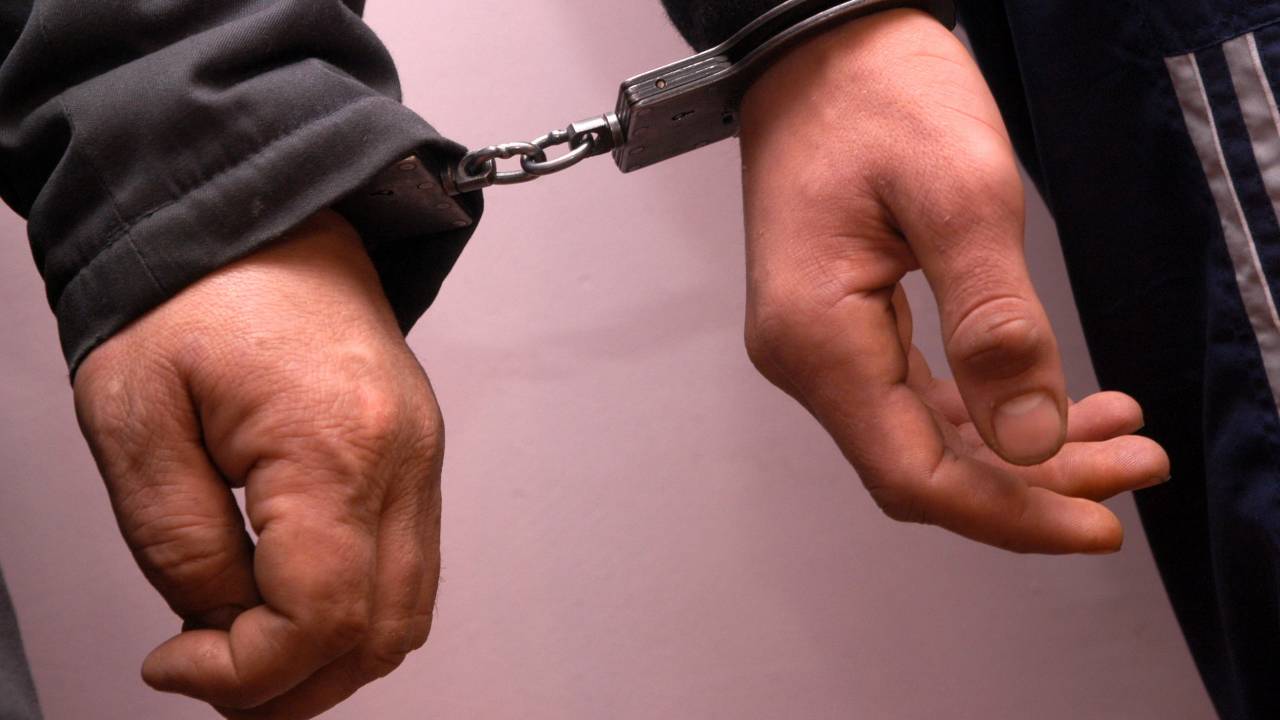 Задержаны сотрудники Департамента госдоходов по Туркестанской области